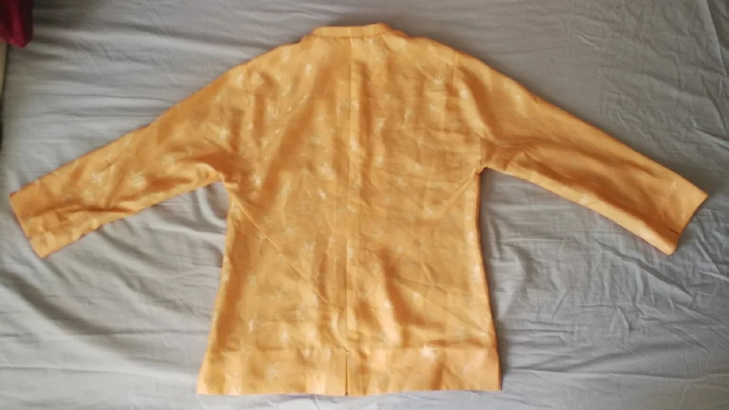 Vintage Peach Mandarin Collar Blouse - size S image indicator(5)