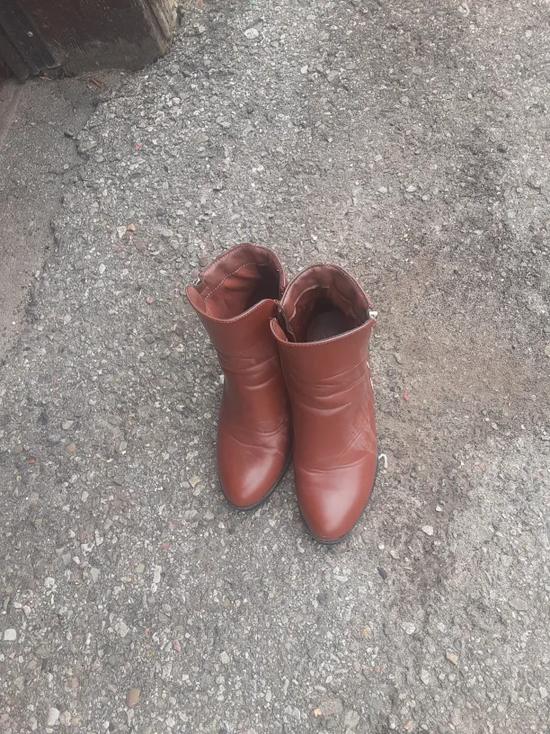 Brown Ankle Boots NY&C  Size 9 thumbnail