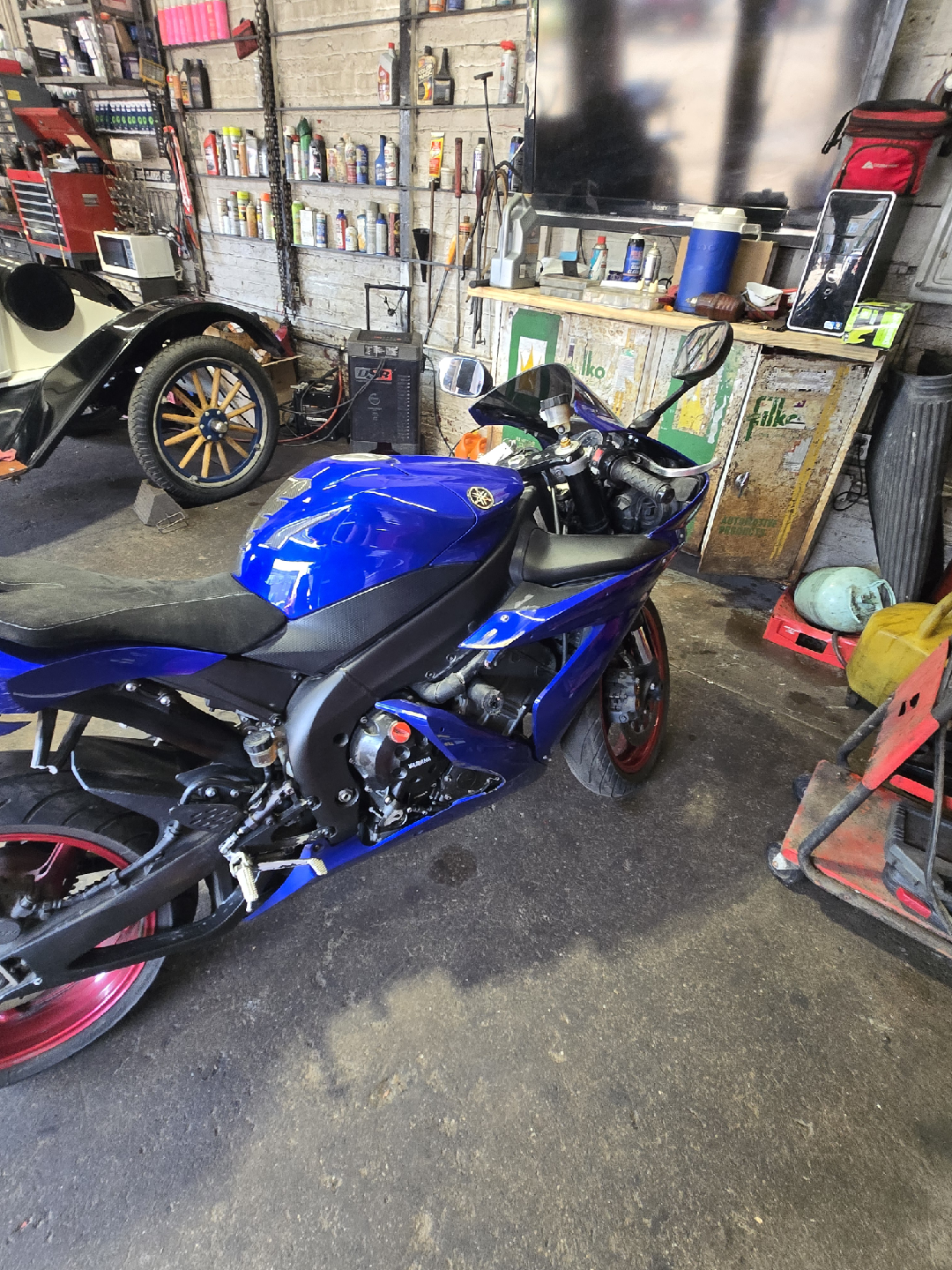 Yamaha R1 Blue Motorcycle - photo 2