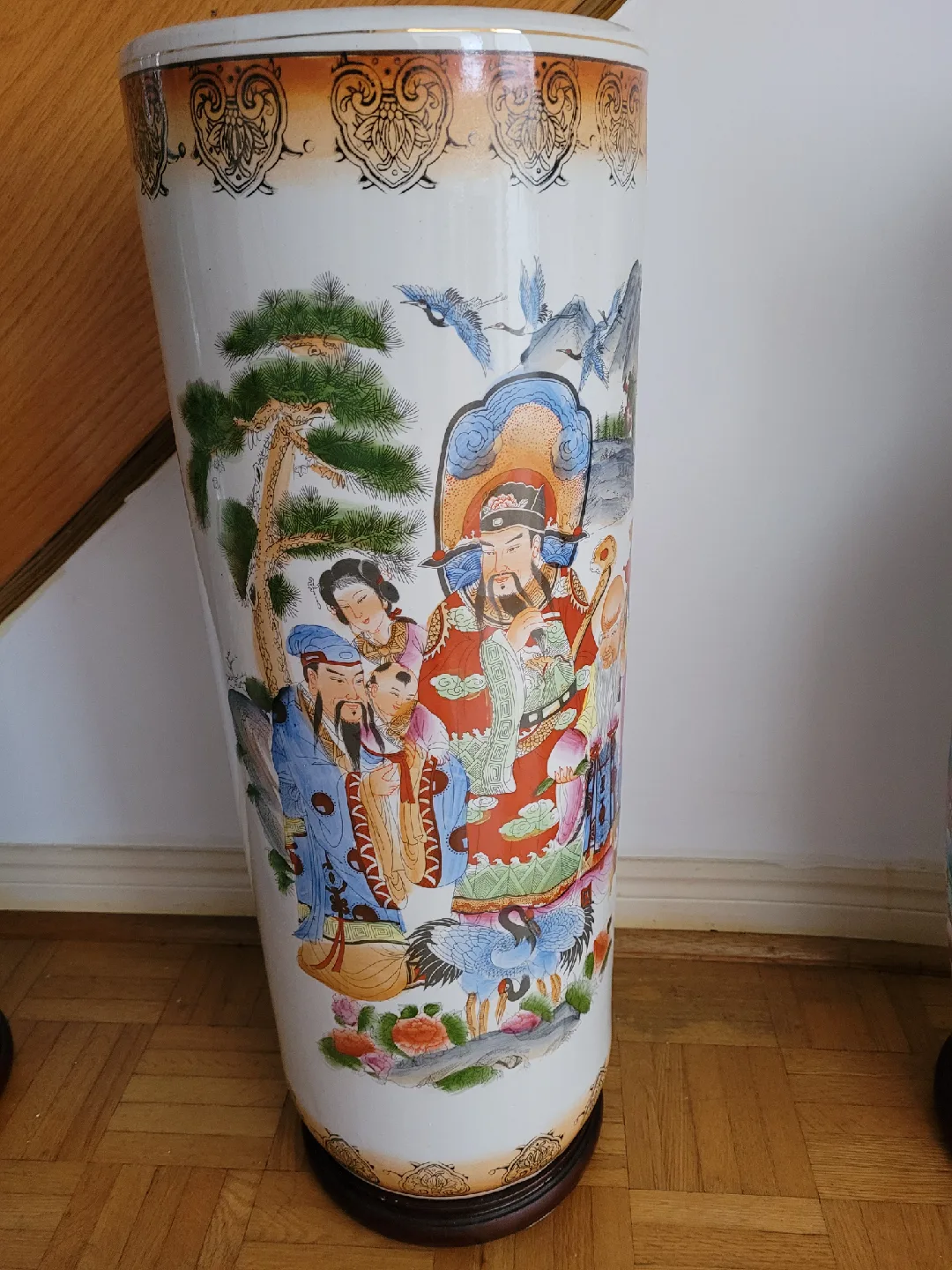 🥕 Vintage Asian Flower Vase thumbnail