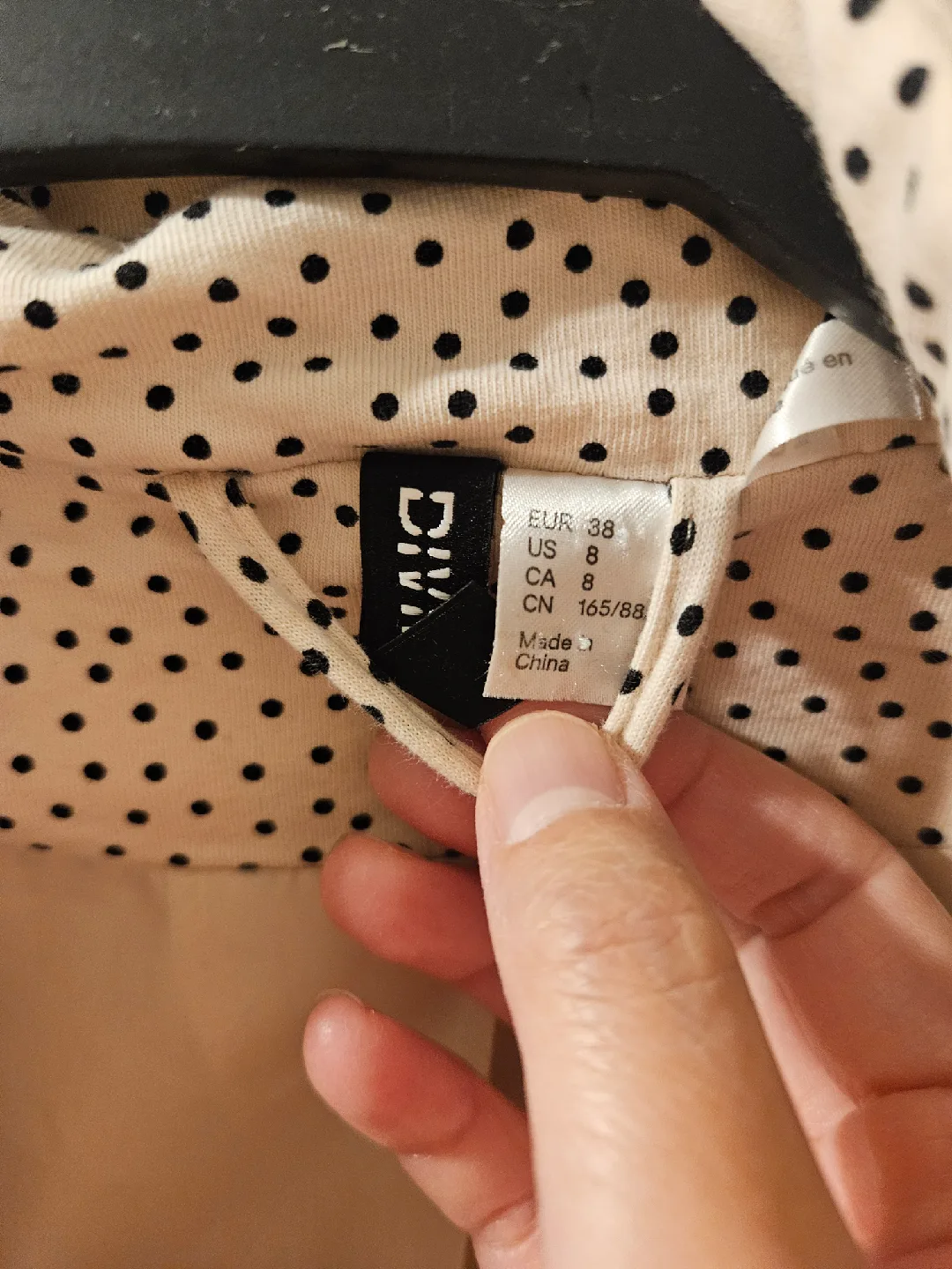 H&M DIVIDED Polka Dot Blazer - Size 8 🥕 image indicator(3)