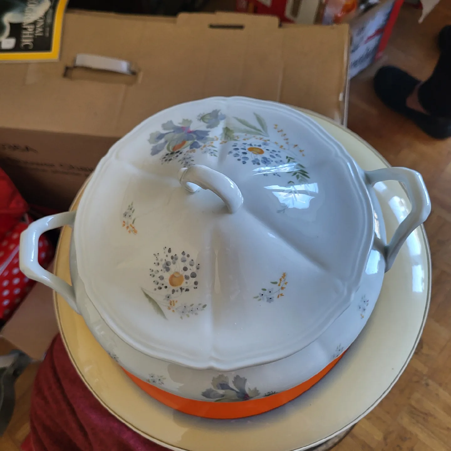 Limoges France Soup Tureen with Lid thumbnail