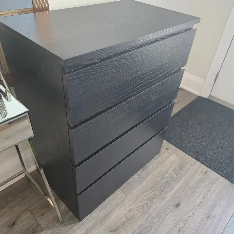 Ikea Malm 4-Drawer Dresser image indicator(3)