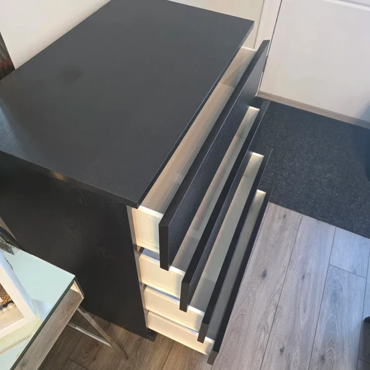 Ikea Malm 4-Drawer Dresser image indicator(5)