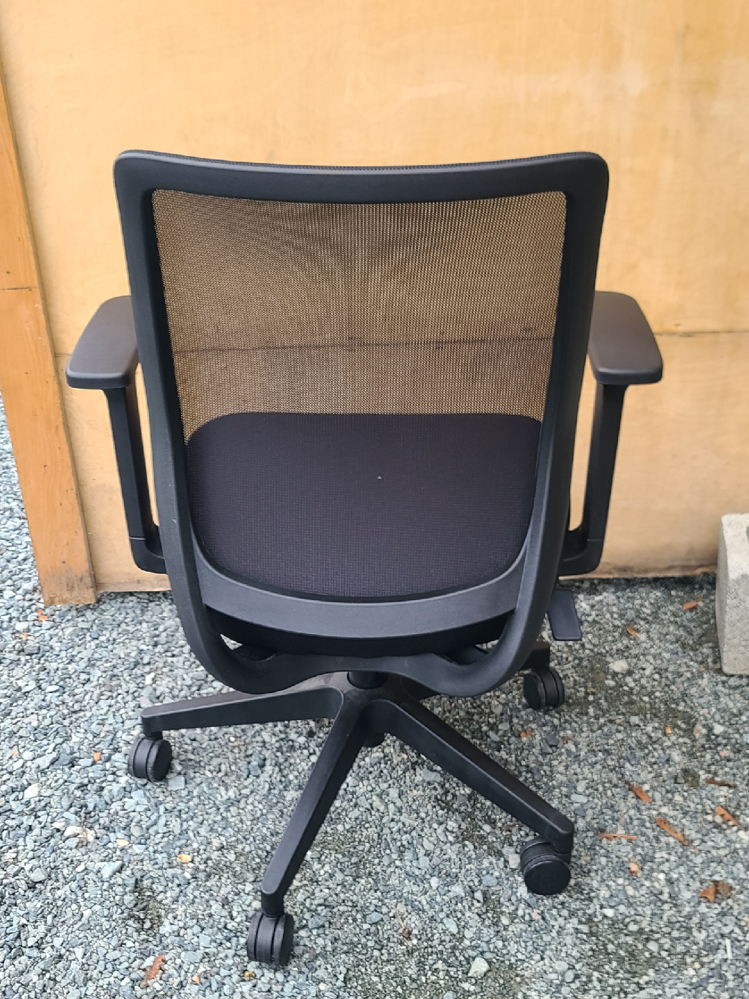 Black Office Chair - photo 3