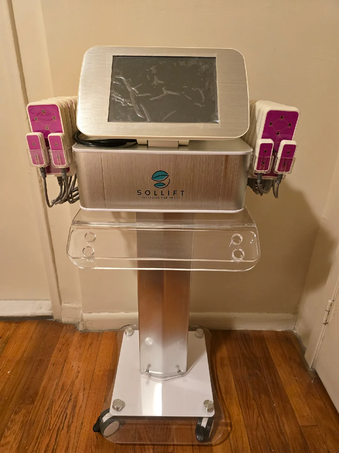 Sollift Beauty Equipment image indicator(2)