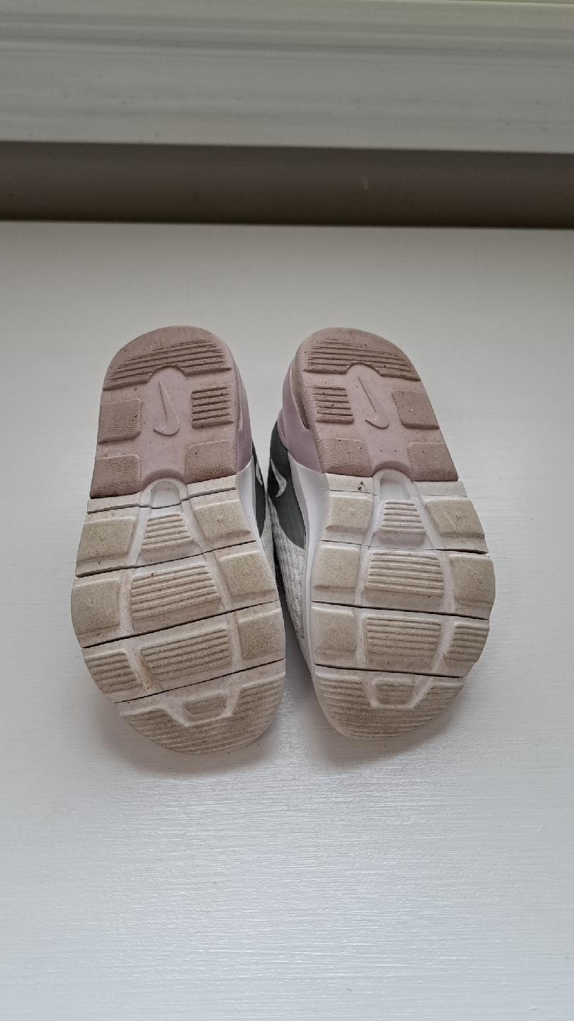 Nike Kids' Shoes - Size 9c - photo 5