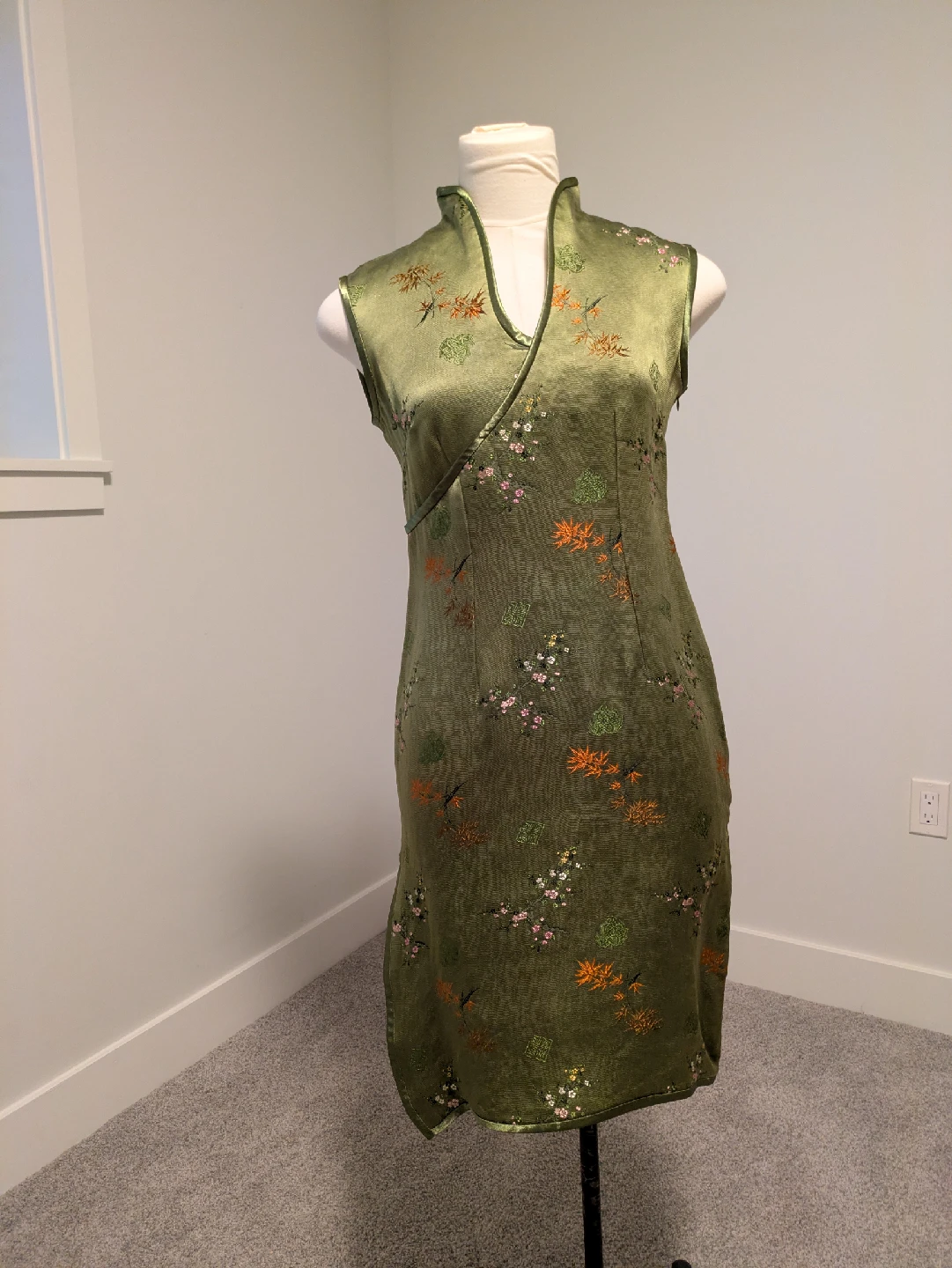 Chinese Silk Green Floral Embroidered Cheongsam Qipao Dress