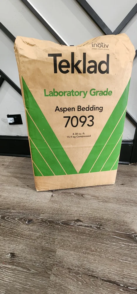 Teklad Laboratory Grade Aspen Bedding 7093 image indicator(4)