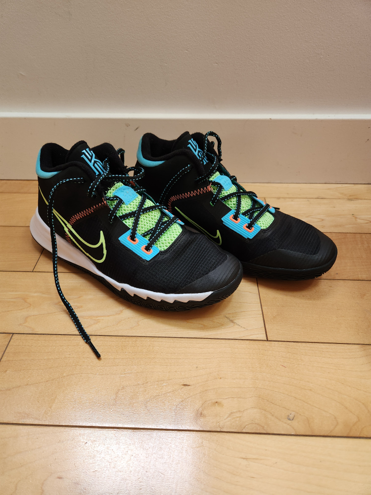 Nike Kyrie Flytrap 4 Shoes Black Lime Glow - Size 6 (Youth)