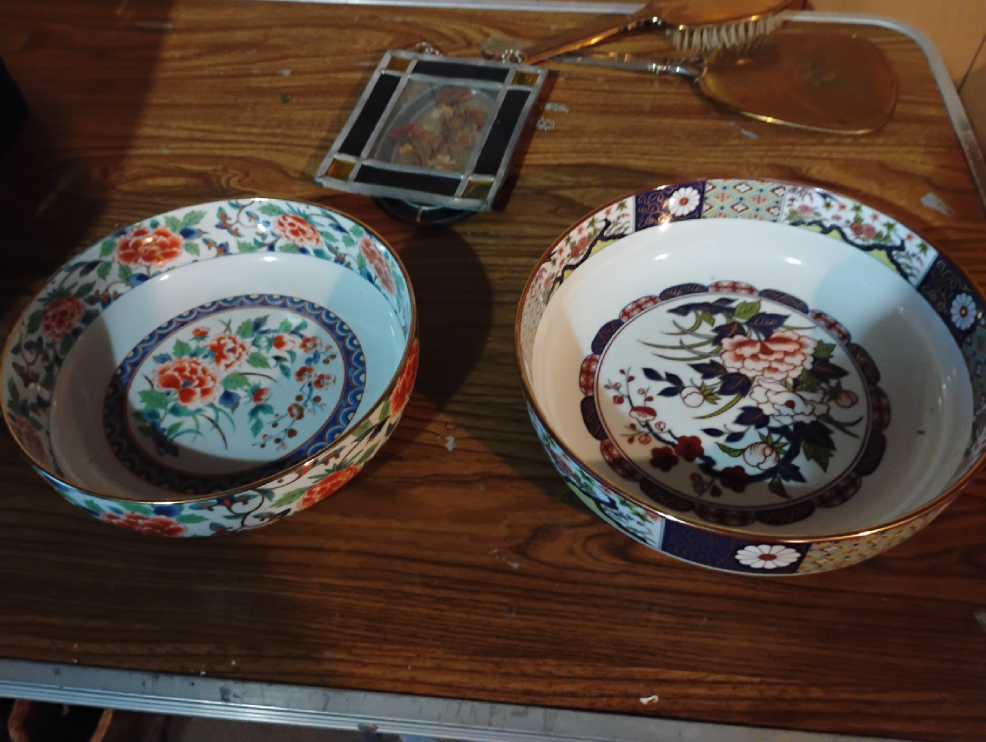 Pair of Japanese Floral Bowls - photo 2
