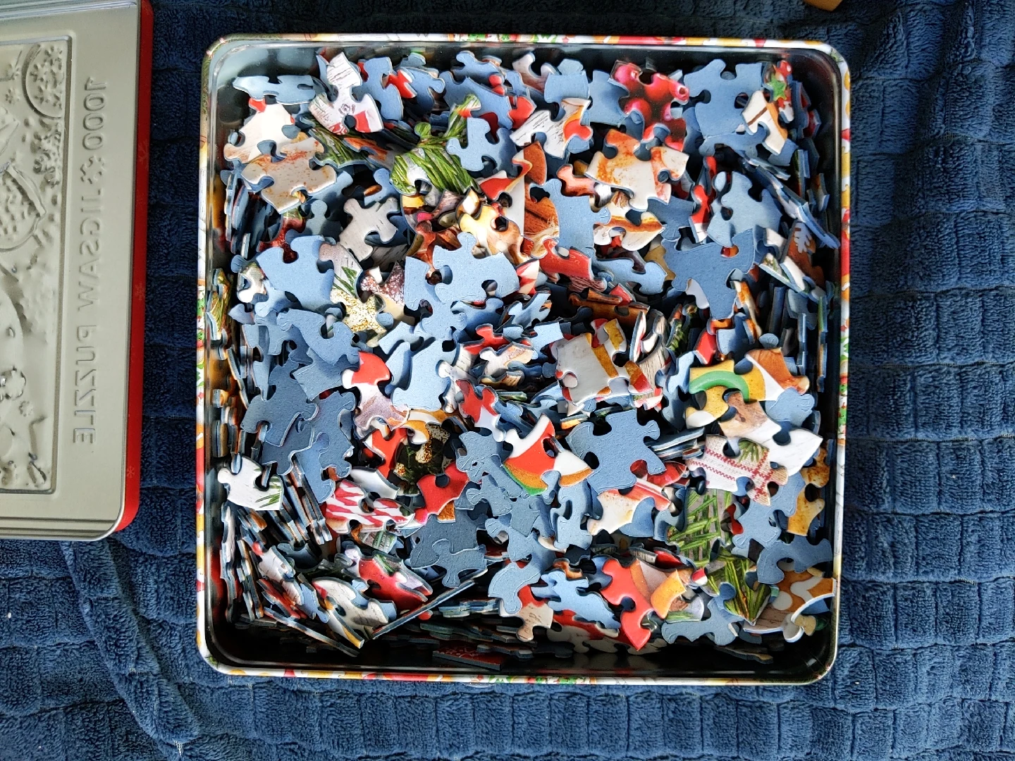 Eurographics Christmas Table 1000 Piece Jigsaw Puzzle - photo 3