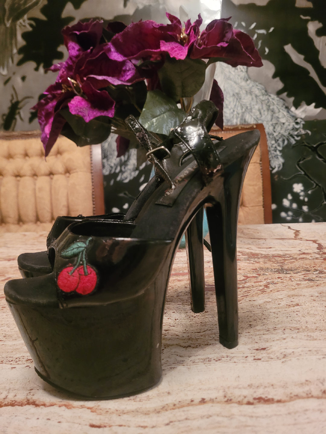 Pleaser Black Platform Heels, Size 7🥕