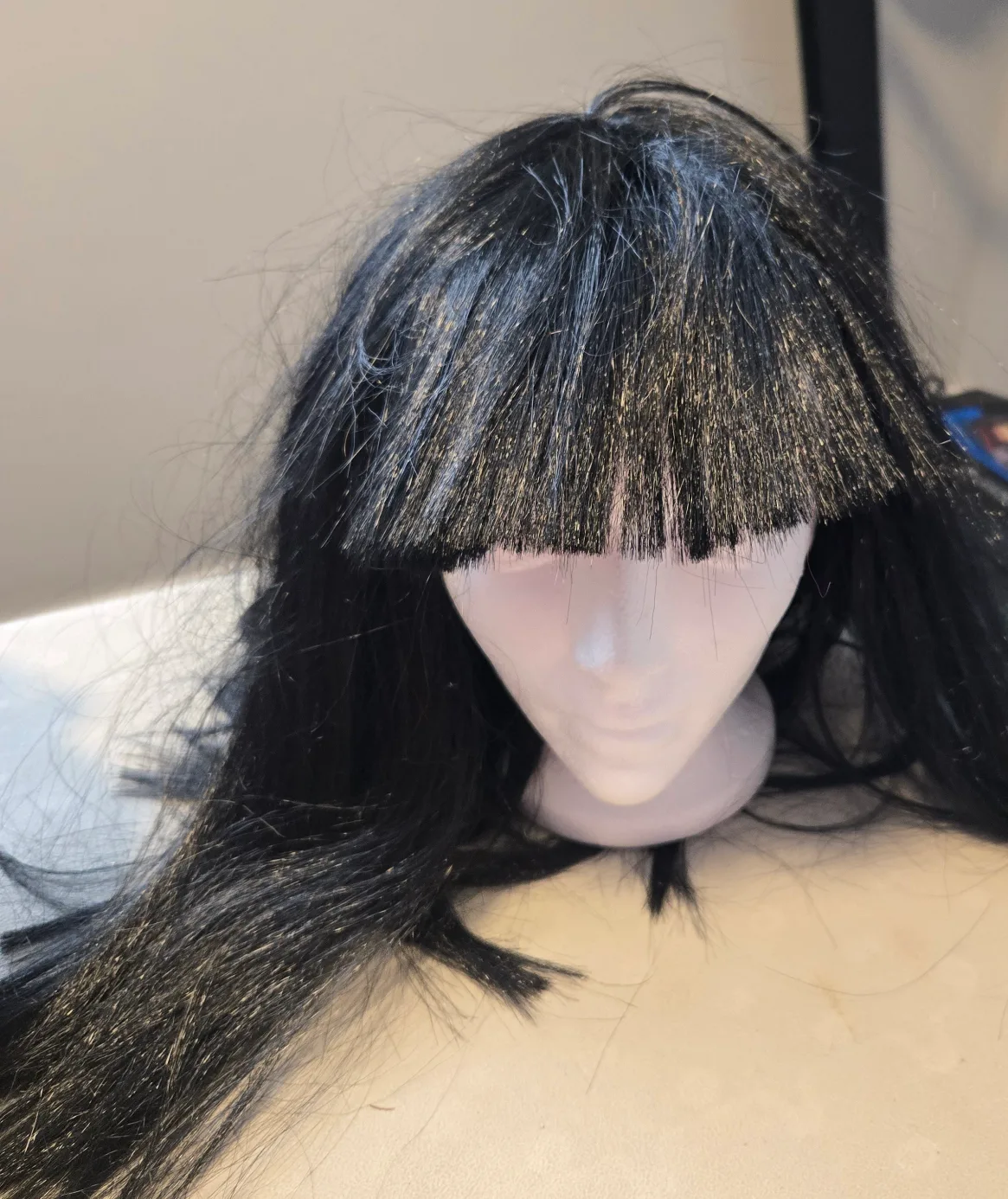 Black Wig thumbnail
