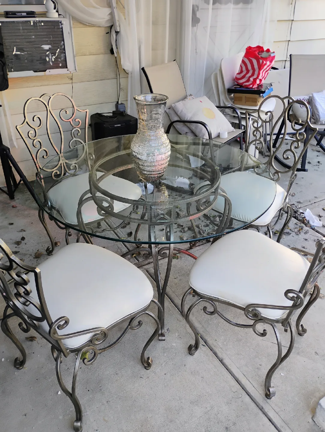 Glass Top Dining Table with Four Chairs image indicator(5)