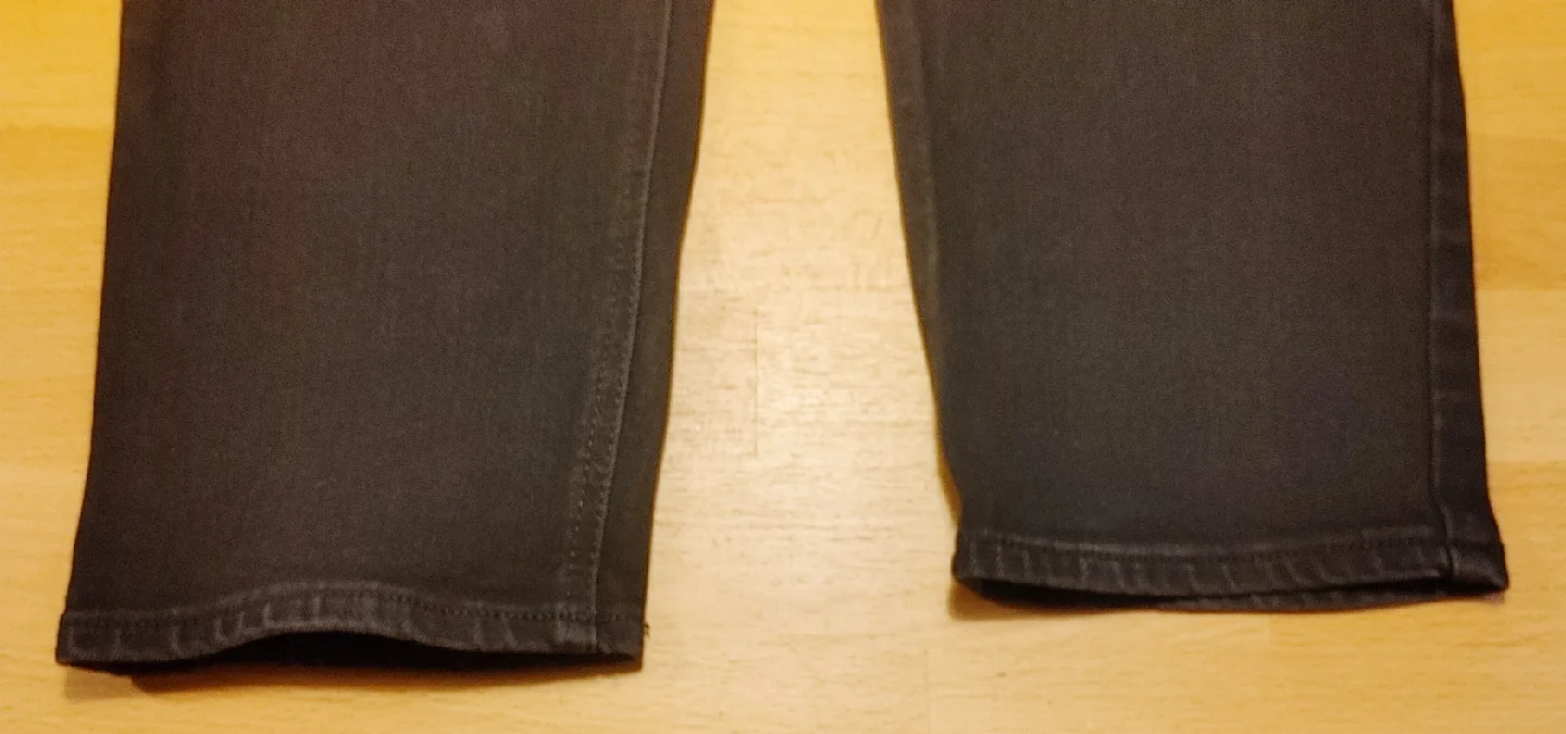 Womens Black Jeans - Size 14 image indicator(4)