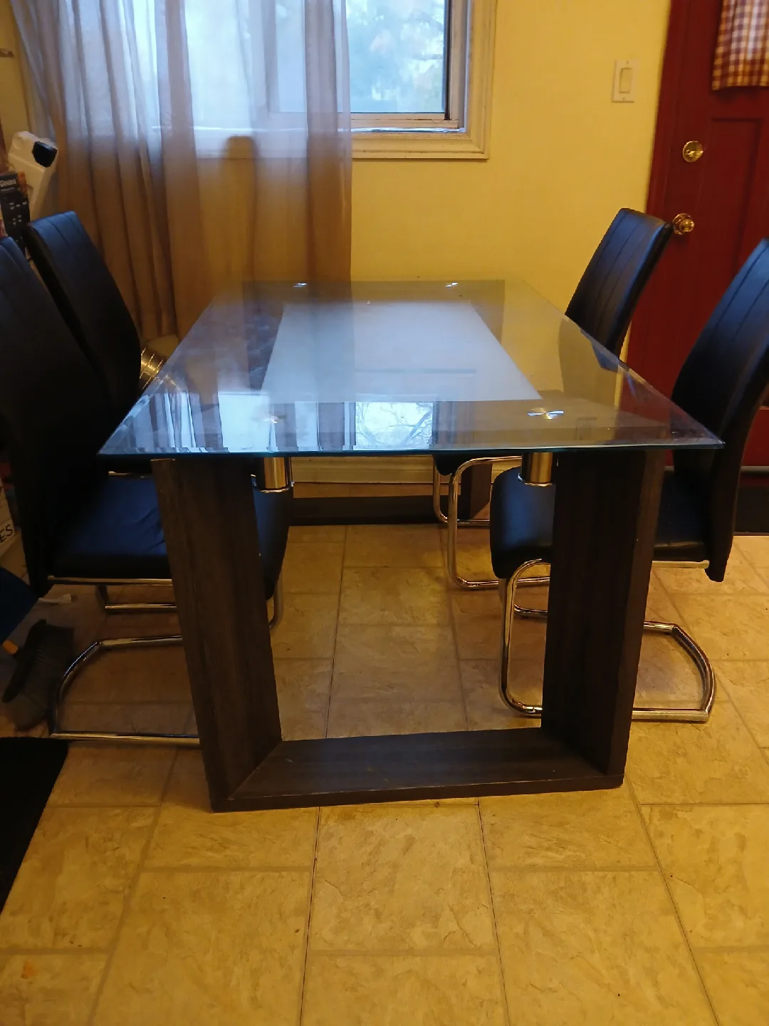 Glass Top Dining Table with 4 Chairs image indicator(2)