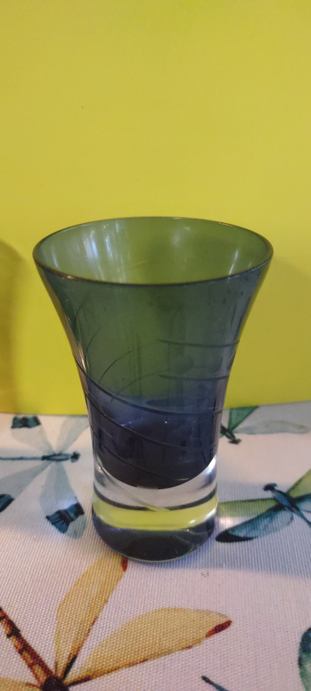 Set of 4 Coloured Glass Vases - photo 5