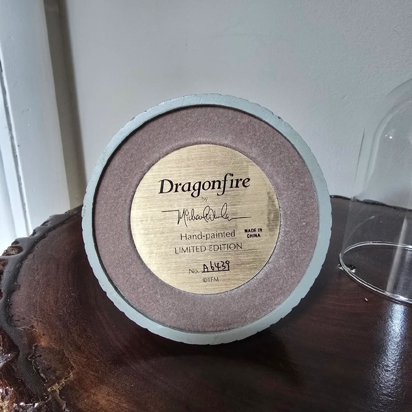 Dragon Figurine with Glass Dome image indicator(9)