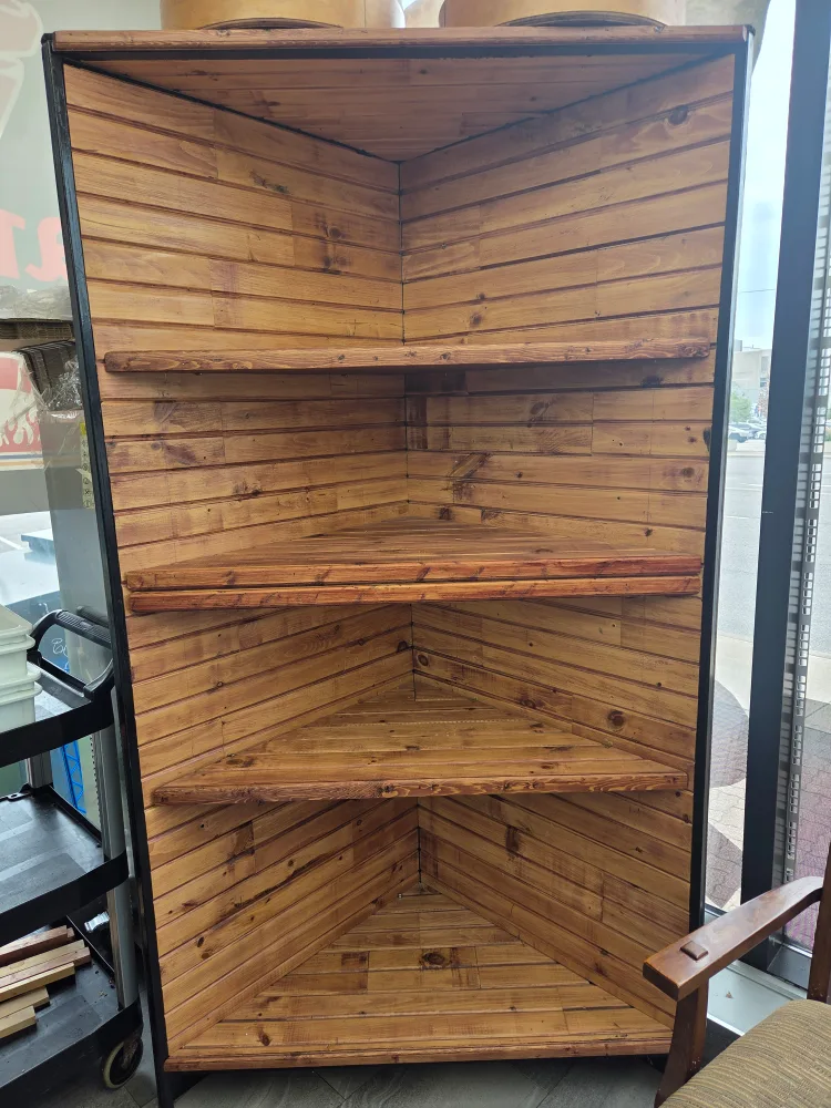 Wooden Corner Shelf image indicator(2)