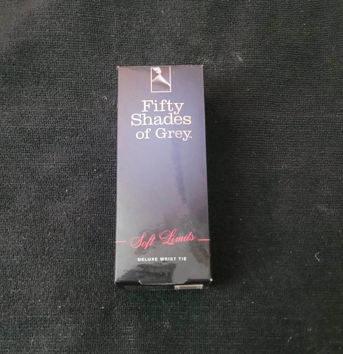 Fifty Shades of Grey Soft Limits Deluxe Wrist Tie🥕 thumbnail