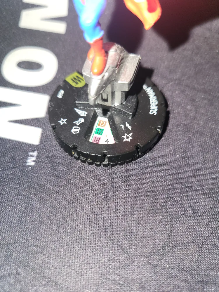 2016 Worlds Finest Heroclix Set: Superman #049 image indicator(5)