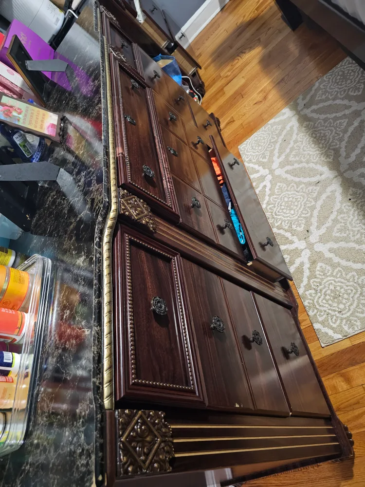 Bedroom Set - Bed, Dresser, Nightstand, Mirror image indicator(2)