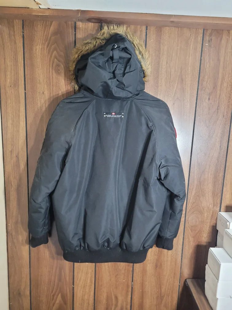 Canada Weather Gear Black Winter Jacket image indicator(8)