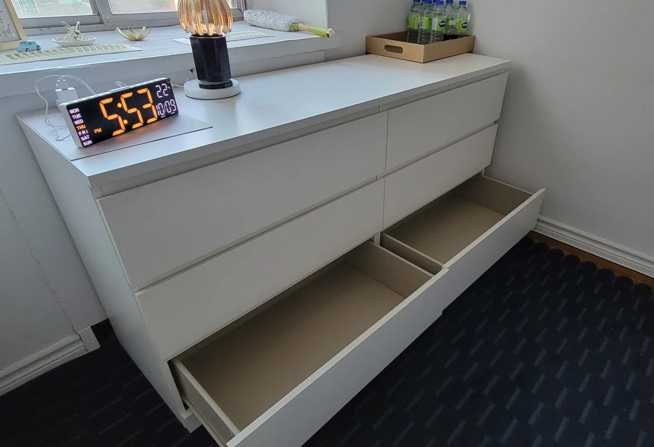 IKEA Malm 6-Drawer Dresser - White image indicator(2)