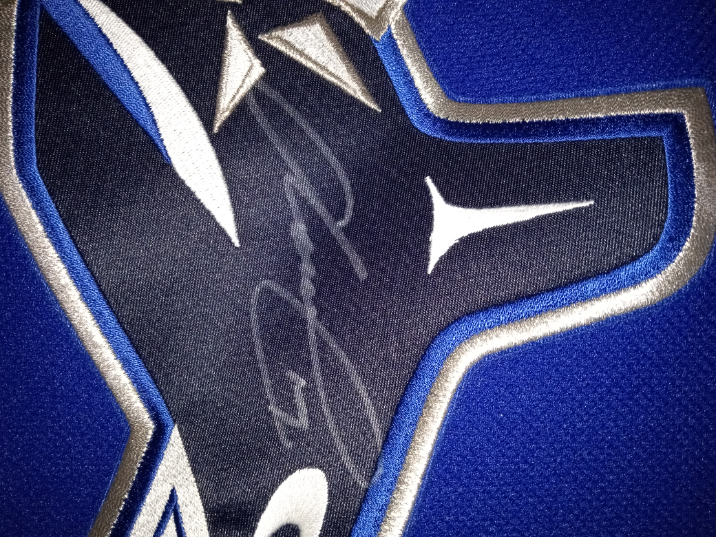 SignedReebok Vancouver Canucks Naslund #19 Jersey - Size M