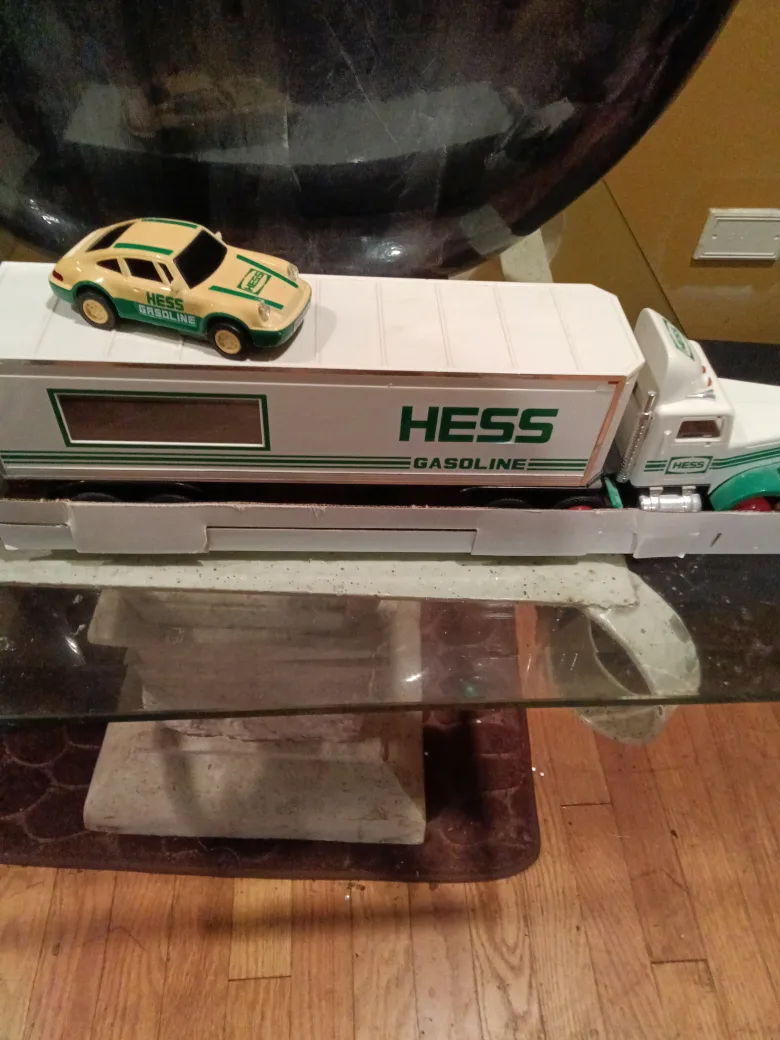 Vintage Hess Gasoline Truck & Car image indicator(2)