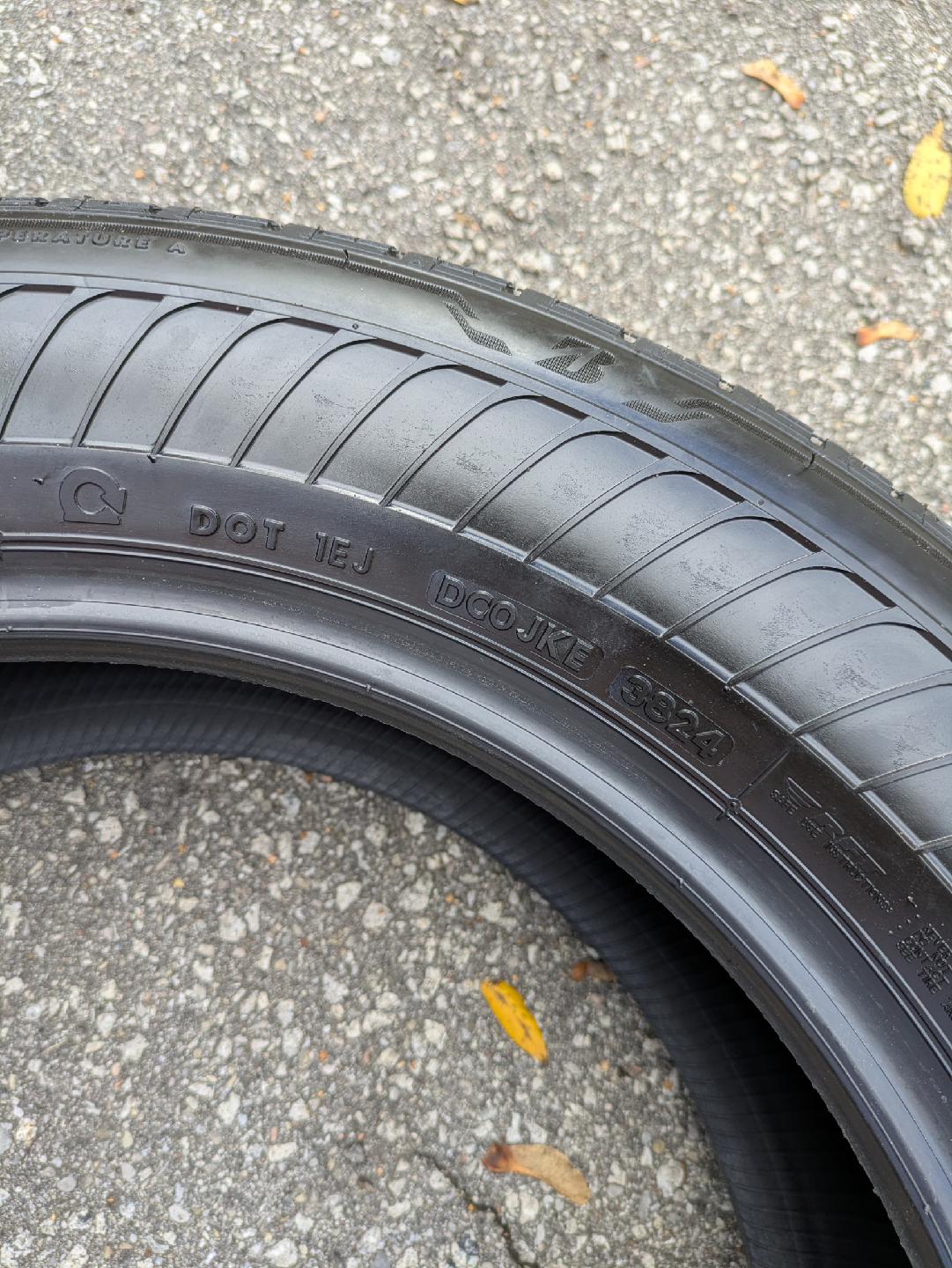 Bridgestone Alenza Tires - 235/60R18 - photo 2