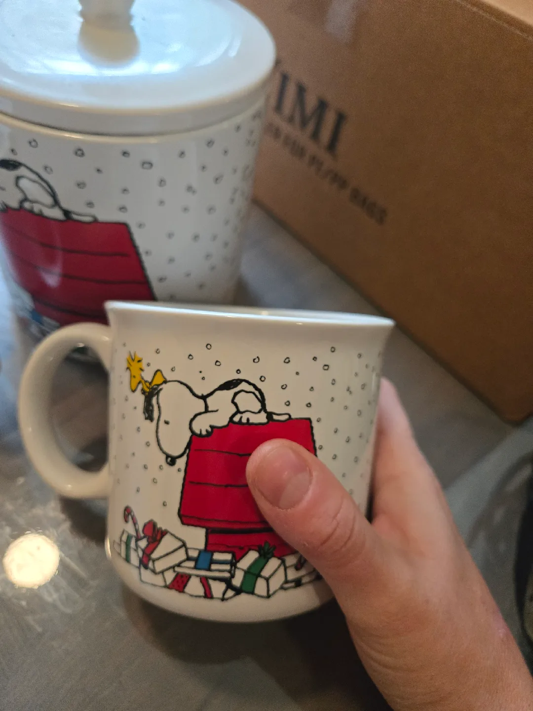 Peanuts Snoopy 2 Mugs and Jar Set image indicator(2)