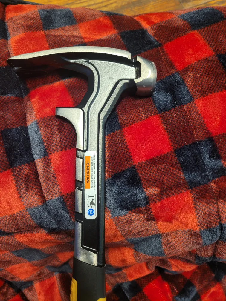 DeWalt 22oz Hammer & Benchmark Hammer image indicator(4)