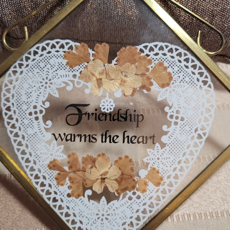 Friendship Warms the Heart Wall Decor Hanging Glass/Brass image indicator(5)