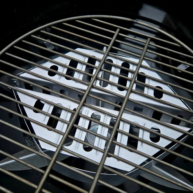 Weber Original Kettle Premium 22” Charcoal Grill image indicator(7)