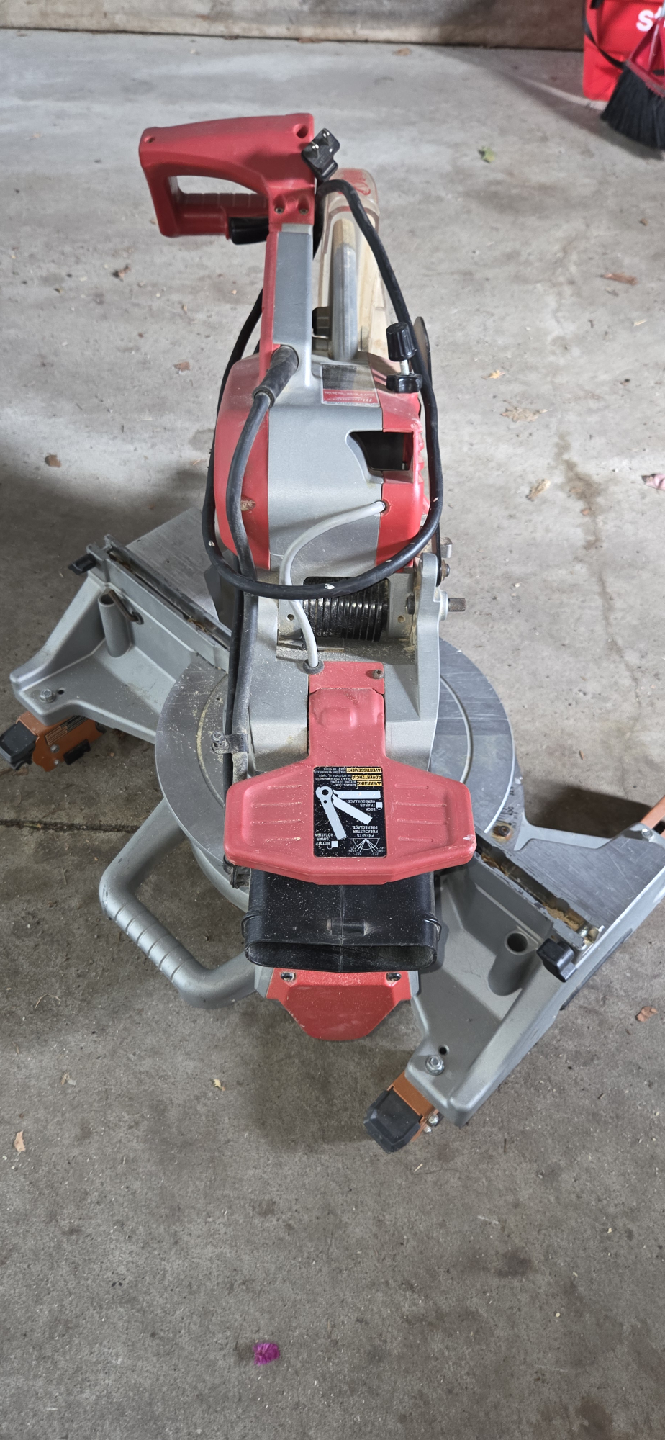 Milwaukee 12" Sliding Compound Miter Saw corded - photo 4