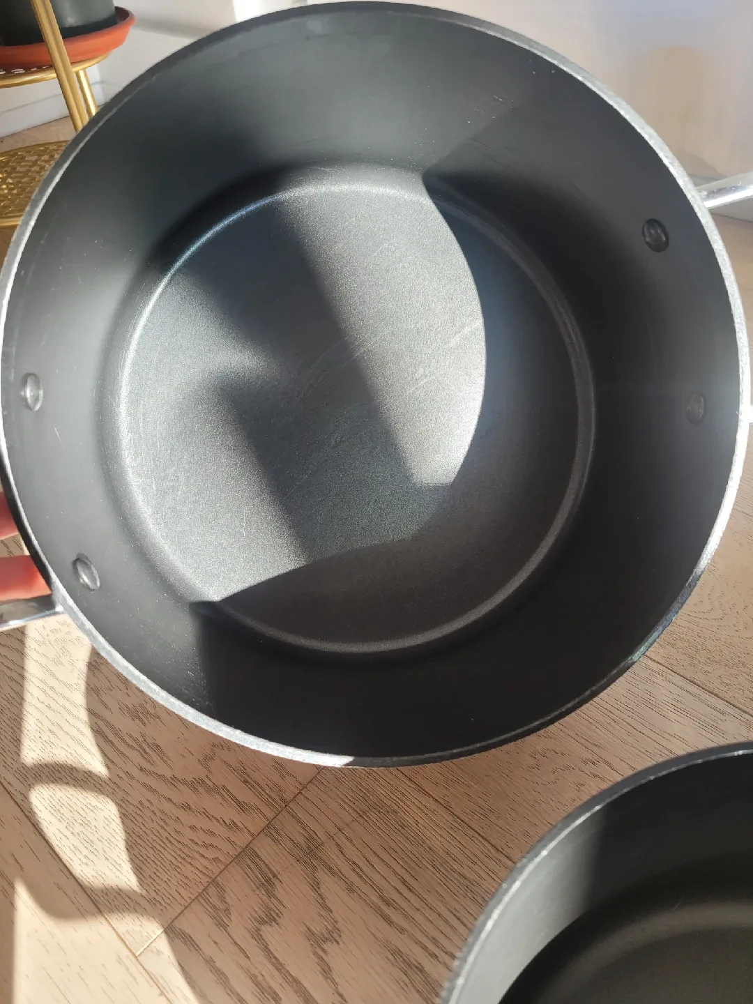 Chuck Hughes Cookware Set - Pots and Pans- Moving sale image indicator(3)