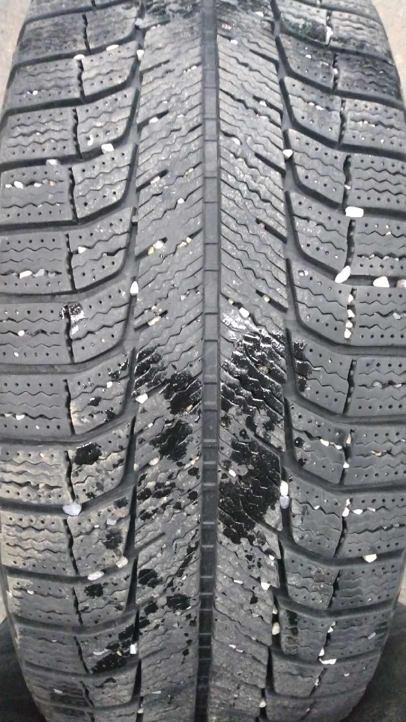 215/55R16 Michelin Winter Tires (2) - photo 3