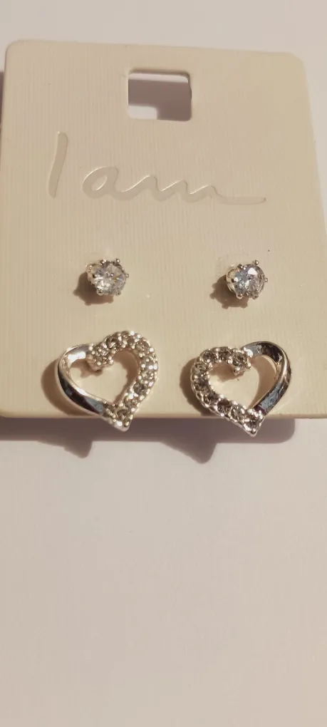 New !!! 2× pairs of earrings Studs and Heart Earrings - New thumbnail