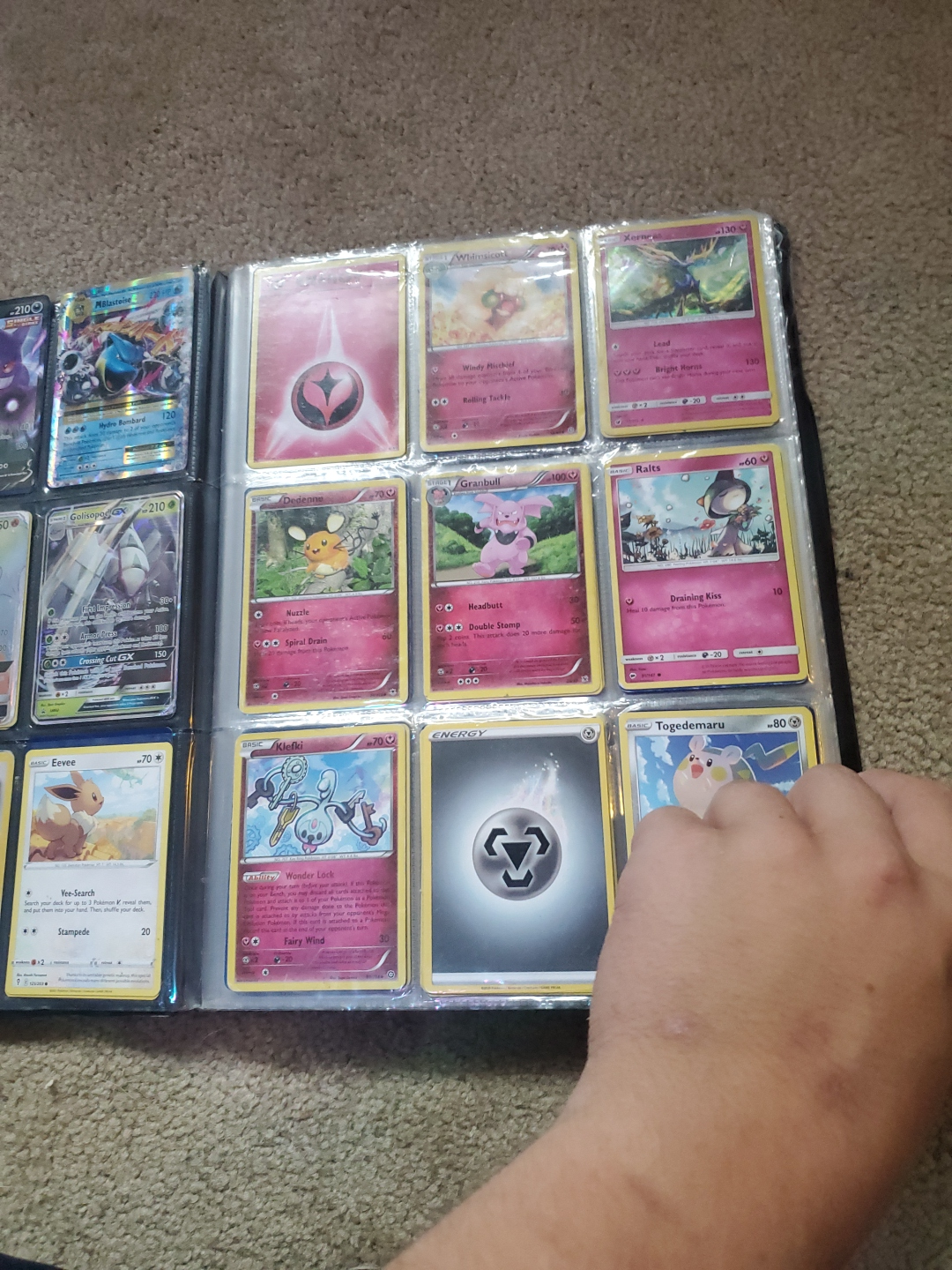 Pokemon Trading Card Collection Binder - photo 4