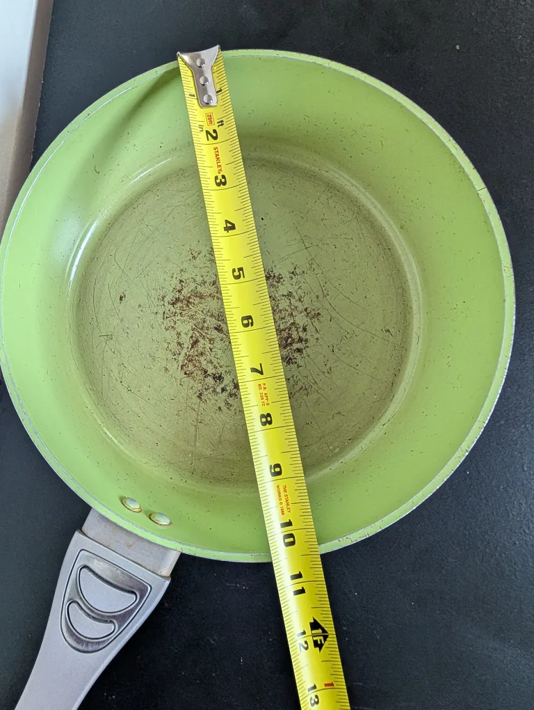 Used deep AMEXICOOK Frying Pan - 10,5 inch 🥕 image indicator(4)