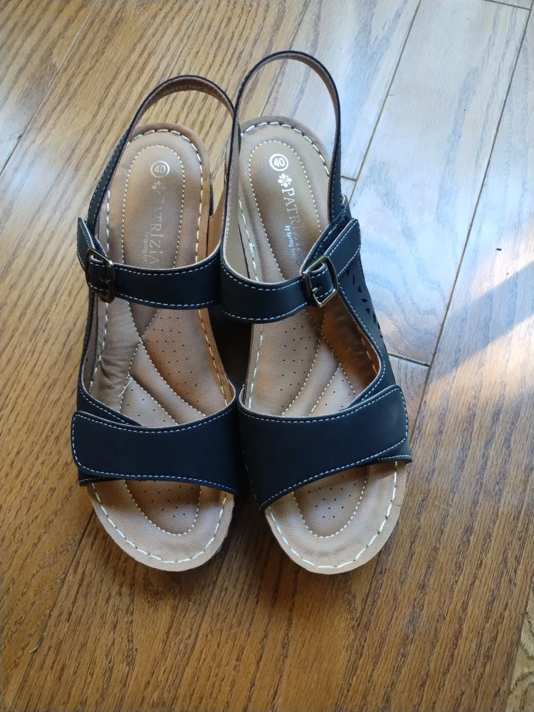 Patrizia by Spring Step Black Sandals - Size 40 image indicator(3)