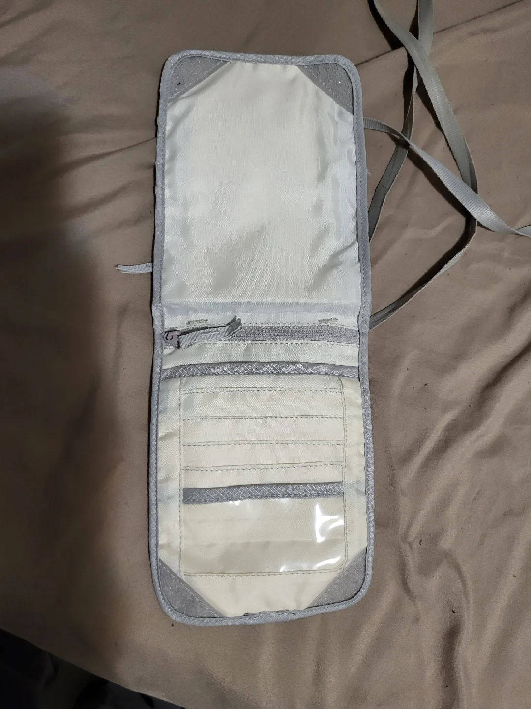 Travel Neck Pouch - with RFID Protection image indicator(2)