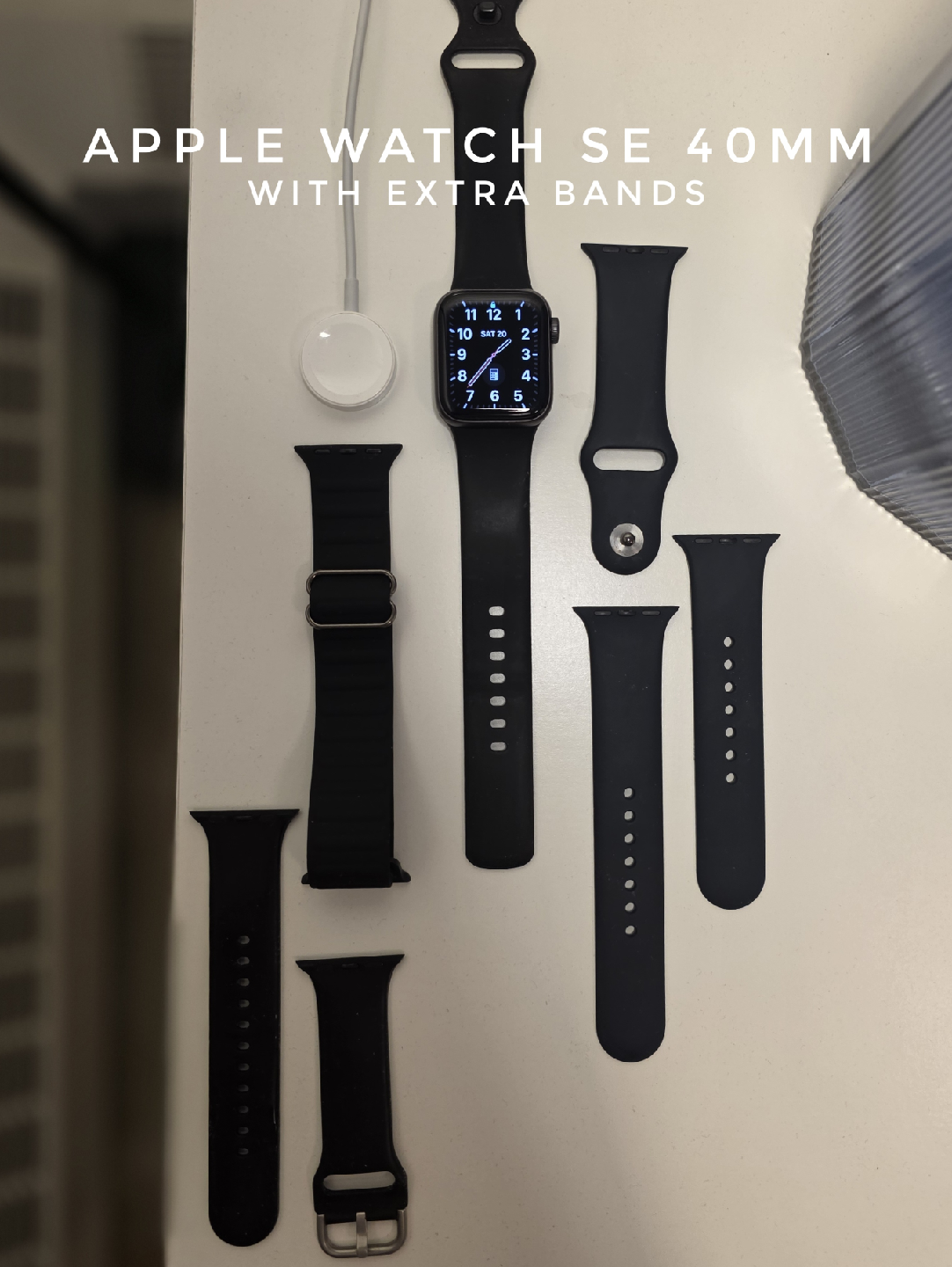 Apple Watch SE 40mm with Extra Bands