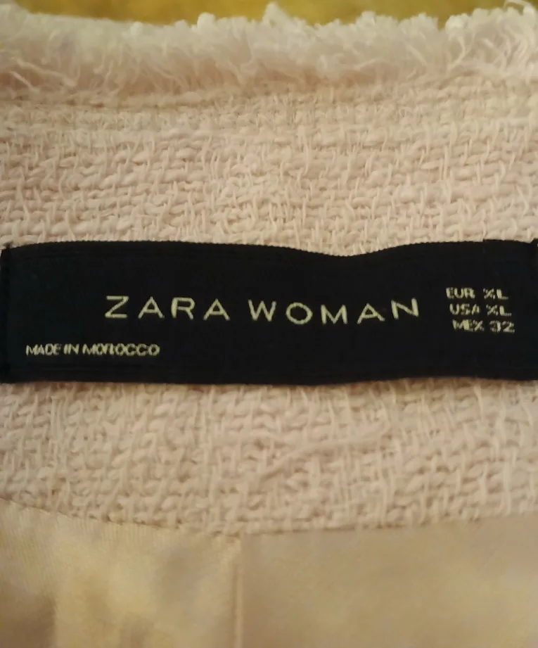 Zara Woman Pink Tweed Jacket - Size XL image indicator(2)