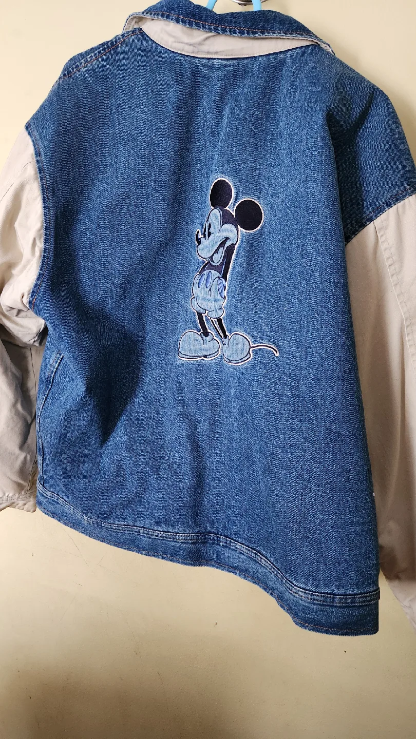 Mickey Mouse Denim Jacket size M image indicator(2)