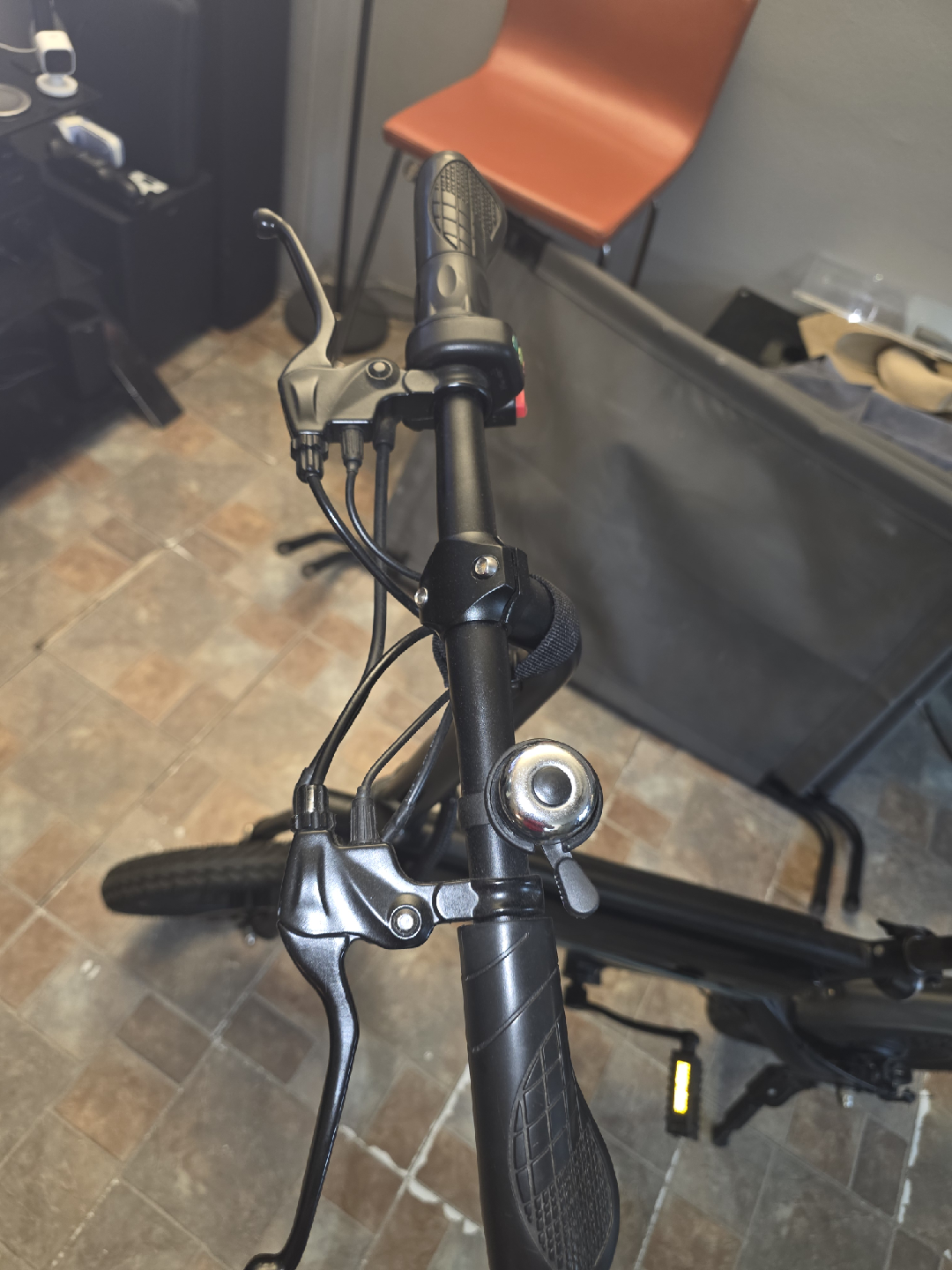 GoTrax Nano Folding Electric Bike - photo 5