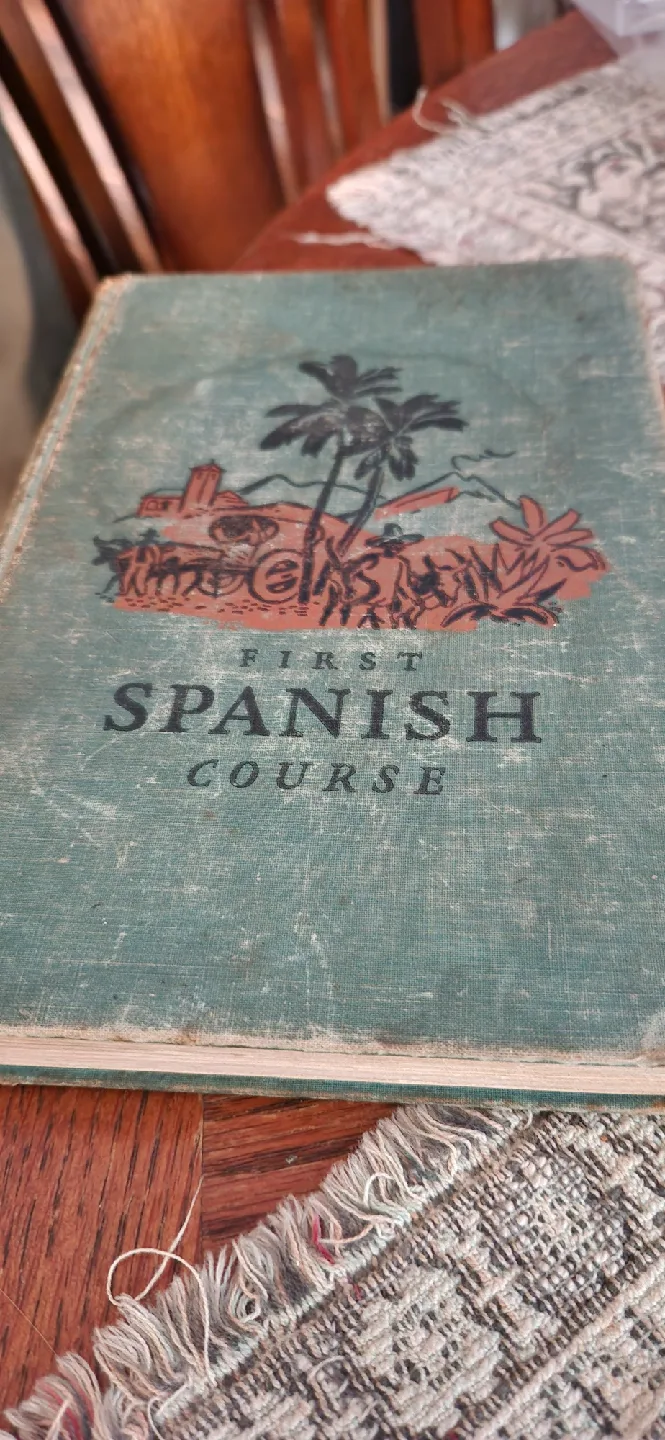 First Spanish Course Book🥕 thumbnail