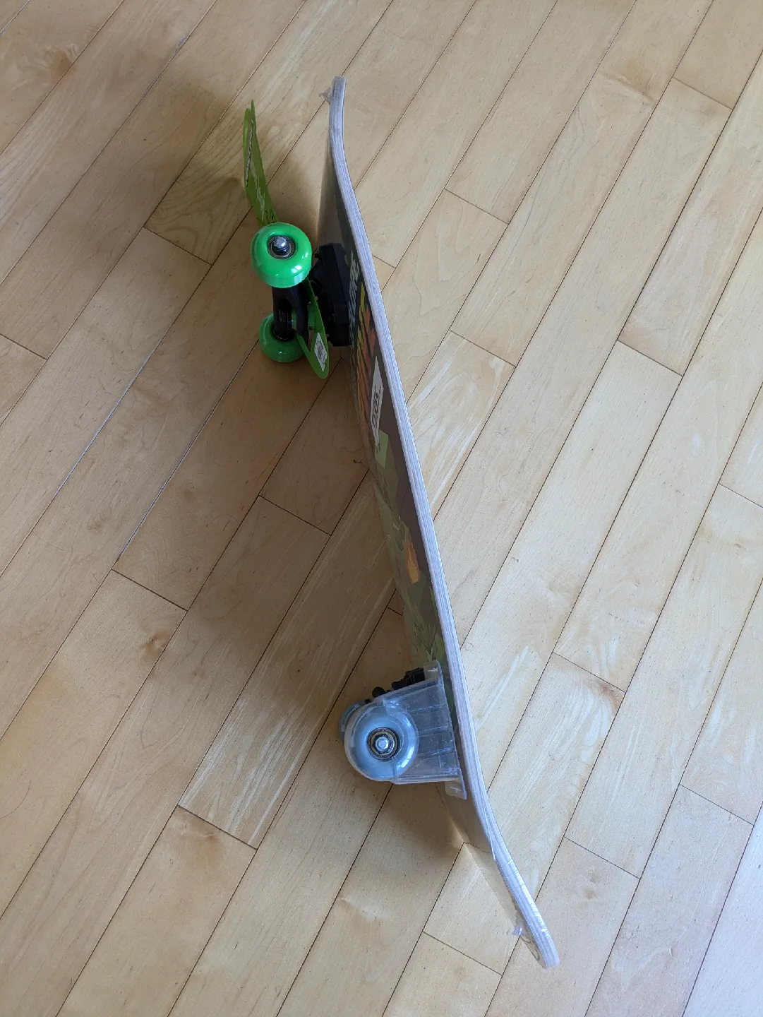 New Minecraft Skateboard - Maple Deck 31 x 7.5 in image indicator(3)